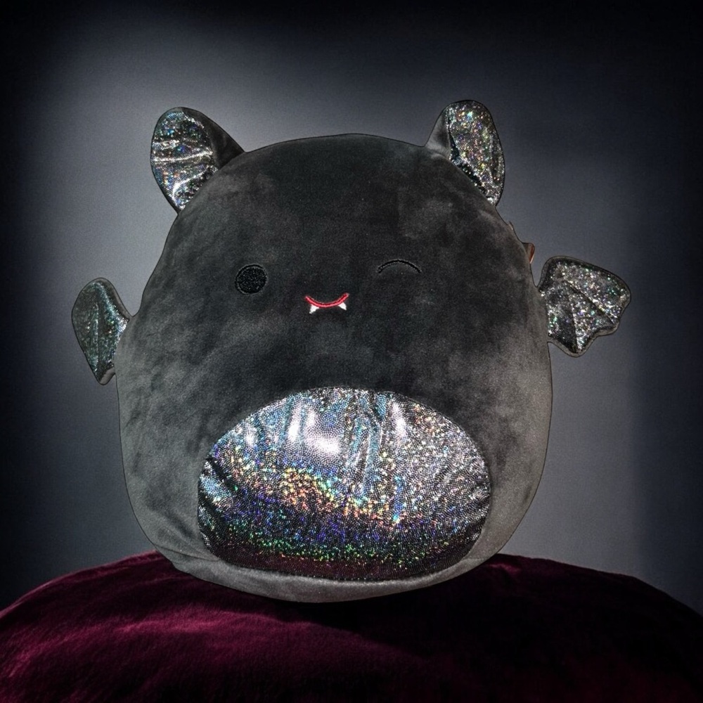 Emily the Black Bat (Sparkling Ears & Belly) 8” Squishmallow